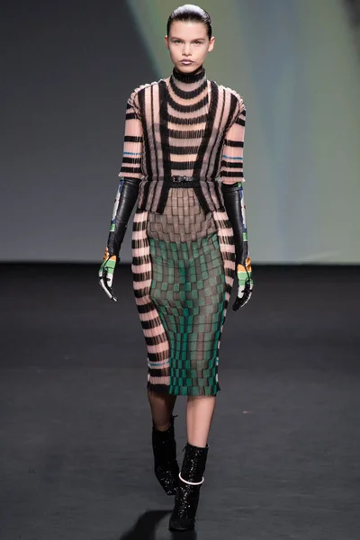 Look 41